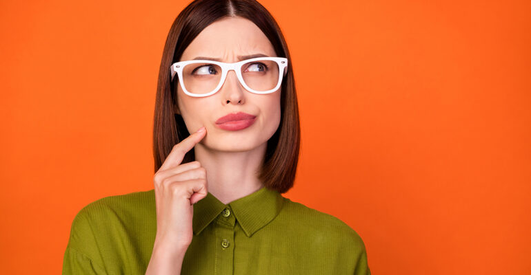 Is LASIK or Refractive Lens Exchange (RLE) the Better Choice
